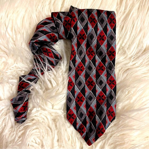 Sharper Image All Silk Necktie - Picture 1 of 8